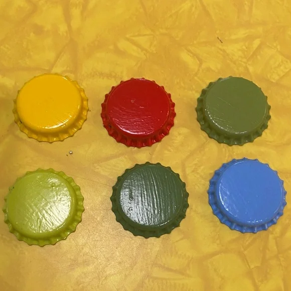 Unique Vintage Colorful Travel-Themed Bottle Caps - Picture 8 of 9